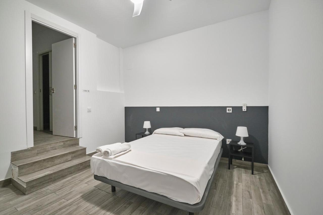 Nunez De Arce Habitaciones Madrid Esterno foto