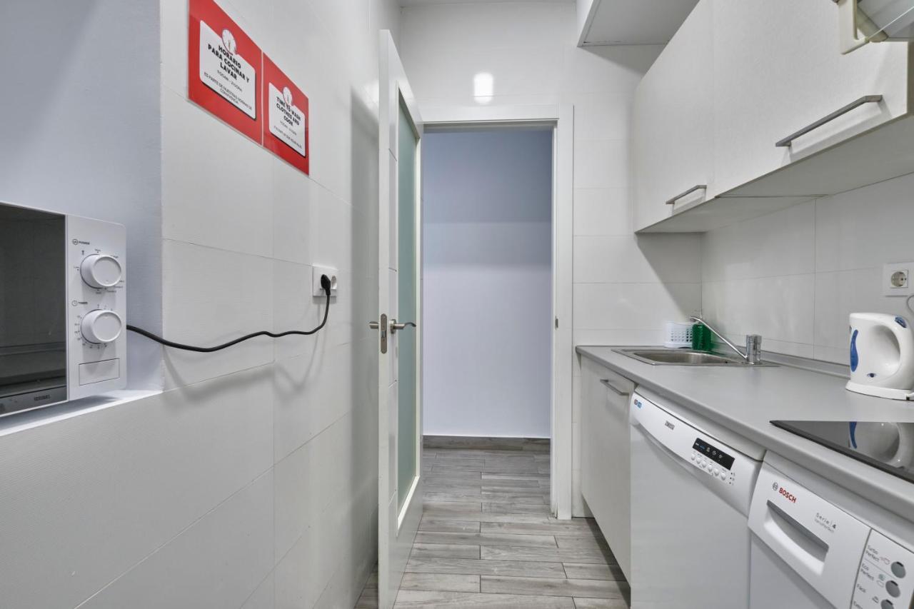 Nunez De Arce Habitaciones Madrid Esterno foto