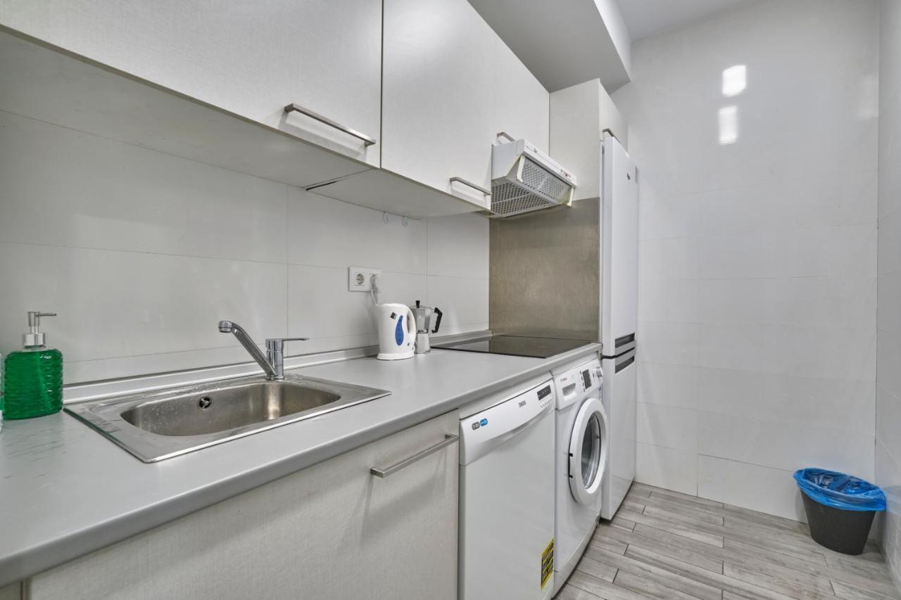Nunez De Arce Habitaciones Madrid Esterno foto